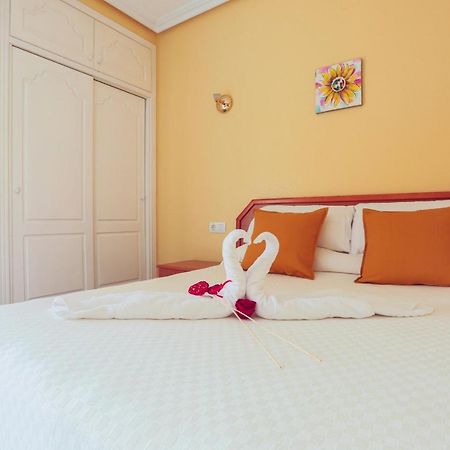 Hotel Tuto Torrevieja Kültér fotó