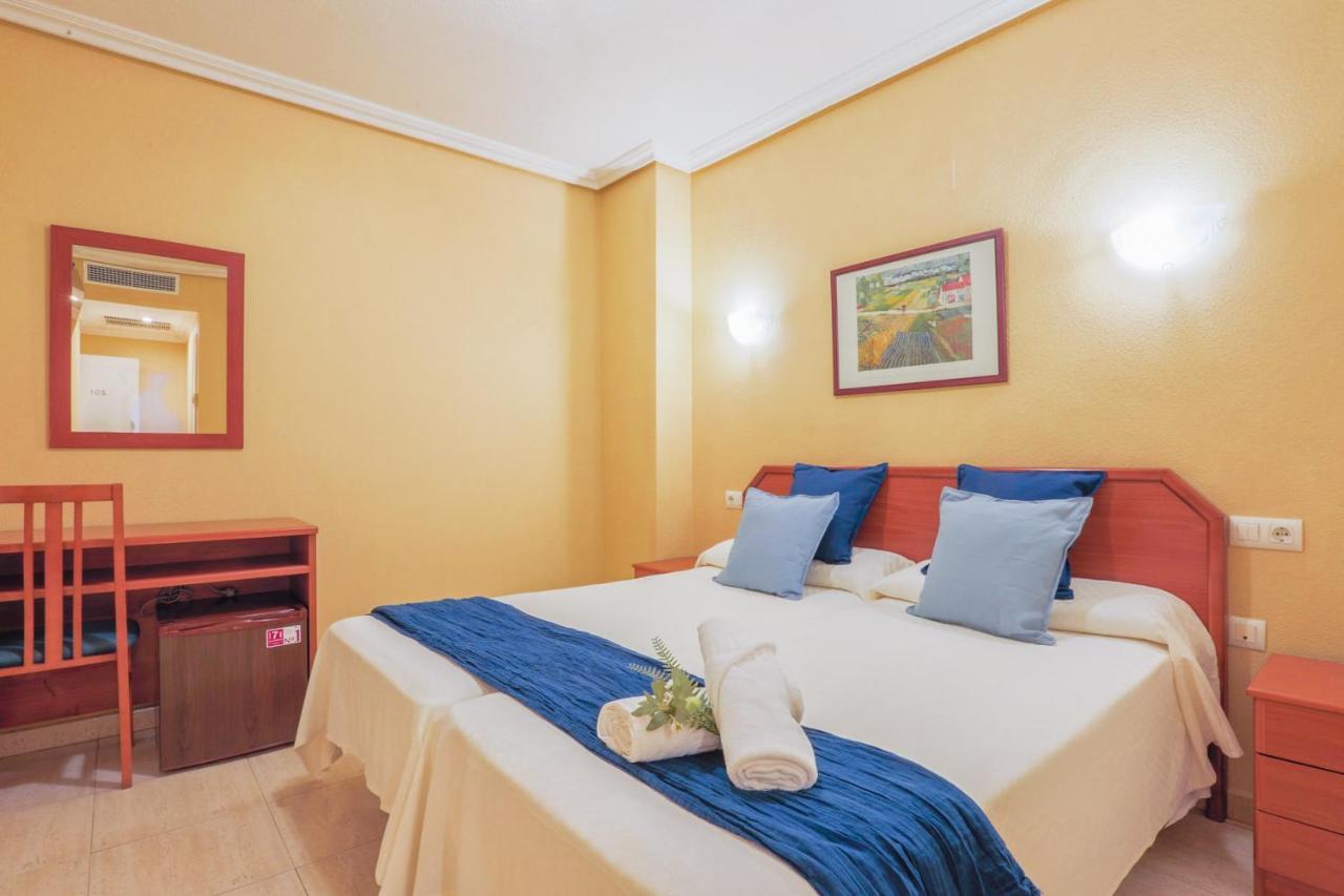 Hotel Tuto Torrevieja Kültér fotó