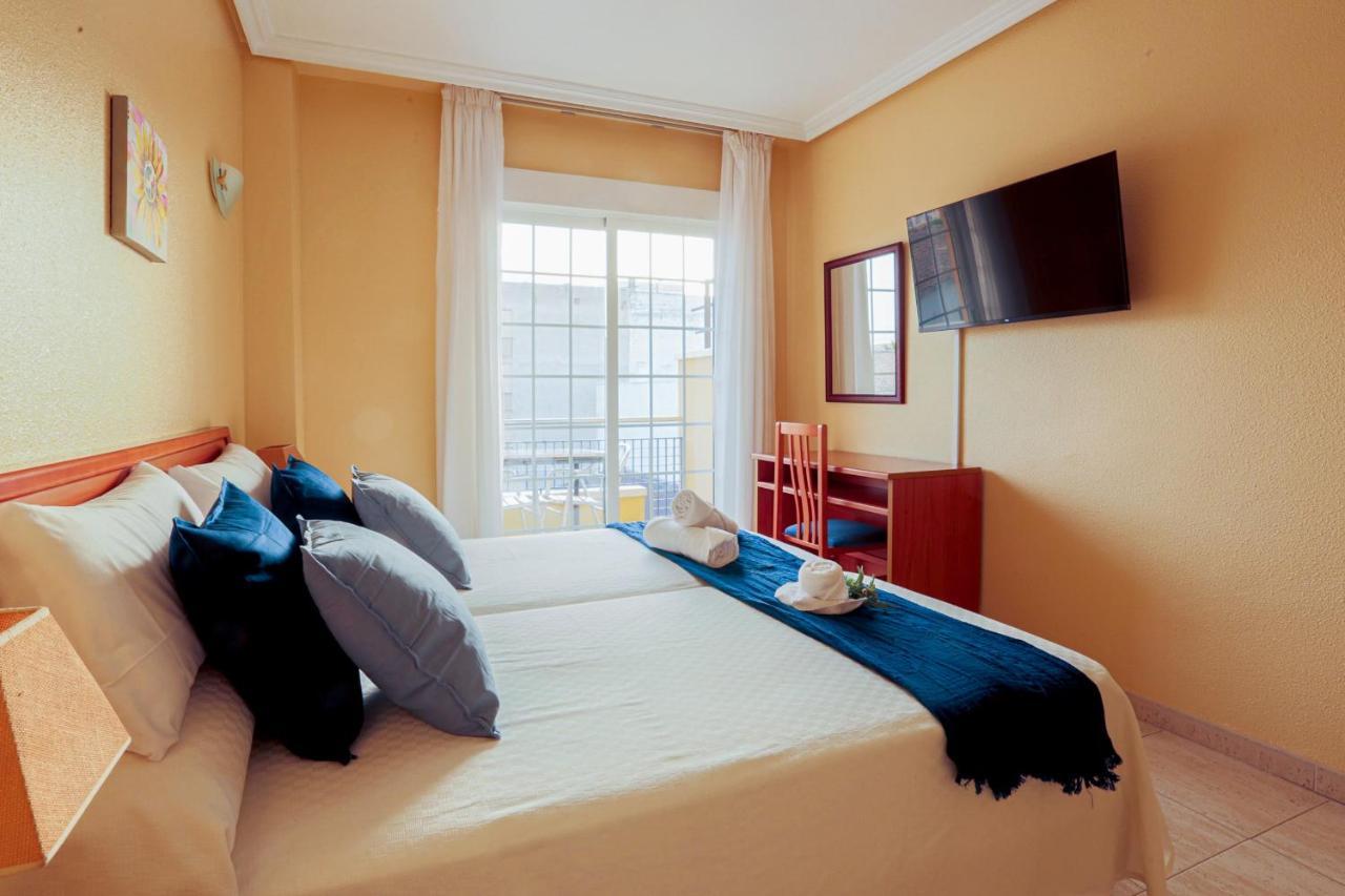 Hotel Tuto Torrevieja Kültér fotó