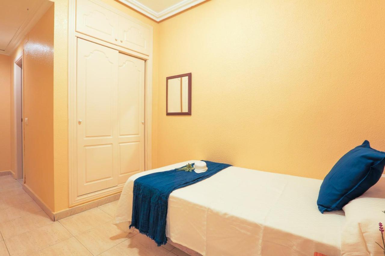 Hotel Tuto Torrevieja Kültér fotó