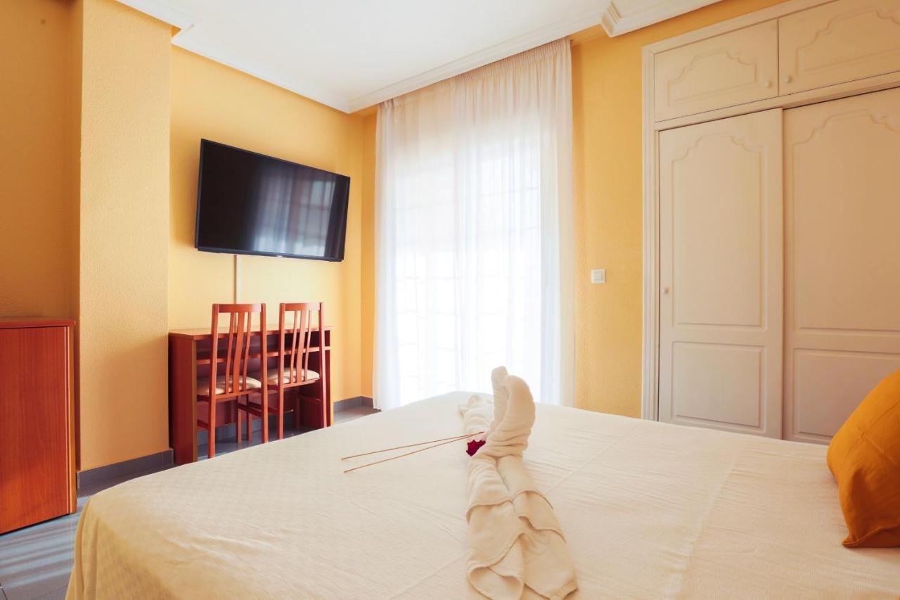 Hotel Tuto Torrevieja Kültér fotó