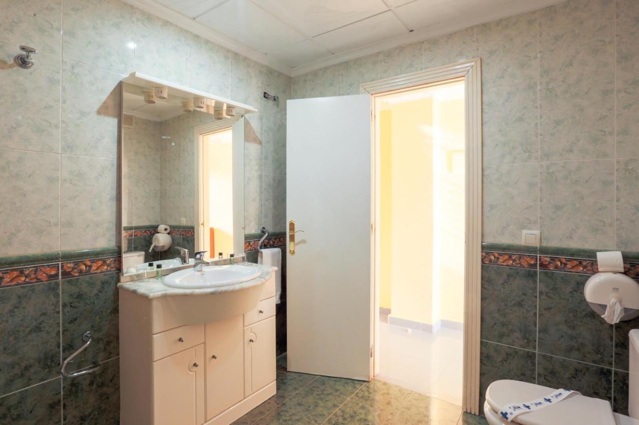 Hotel Tuto Torrevieja Kültér fotó