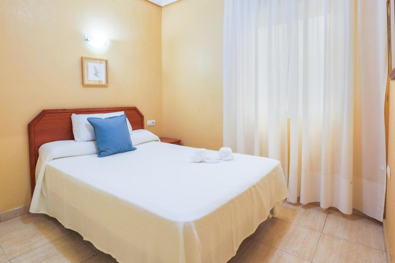 Hotel Tuto Torrevieja Kültér fotó