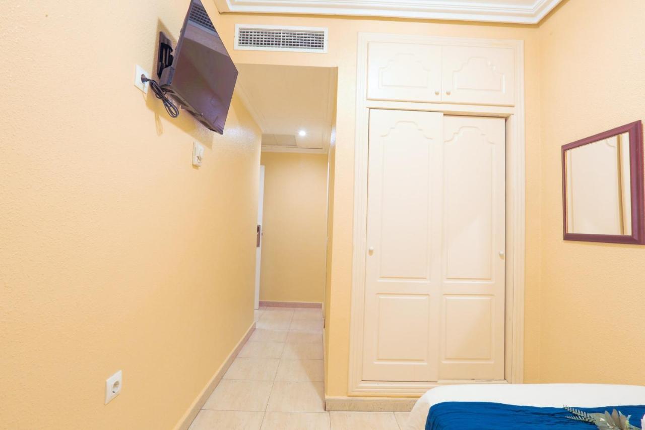 Hotel Tuto Torrevieja Kültér fotó