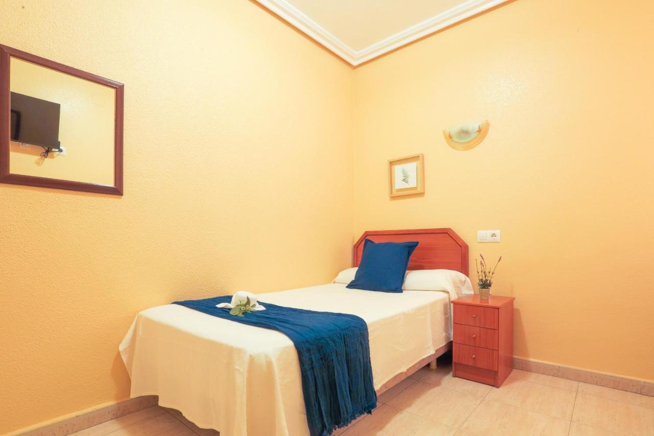 Hotel Tuto Torrevieja Kültér fotó