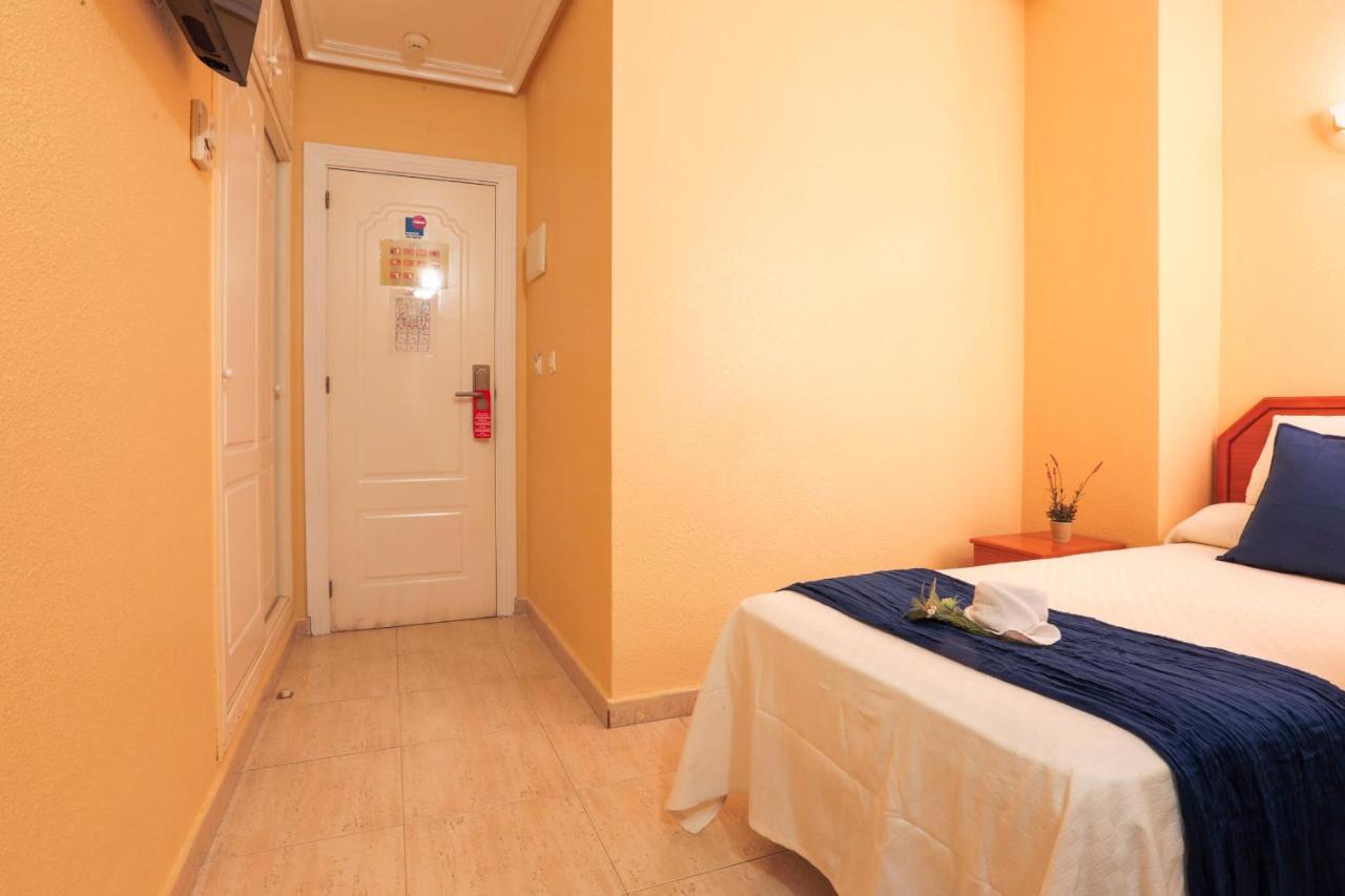Hotel Tuto Torrevieja Kültér fotó