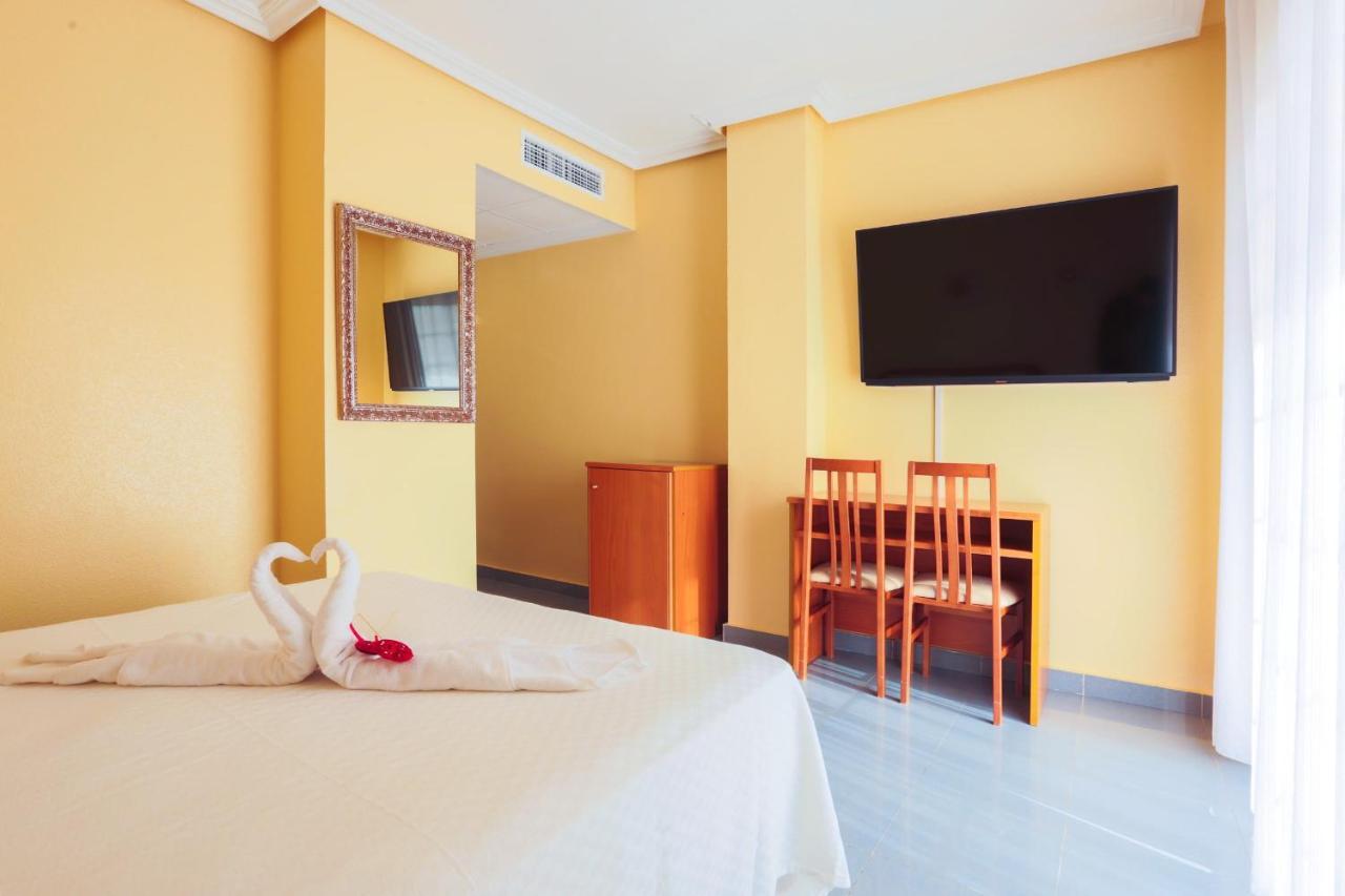 Hotel Tuto Torrevieja Kültér fotó