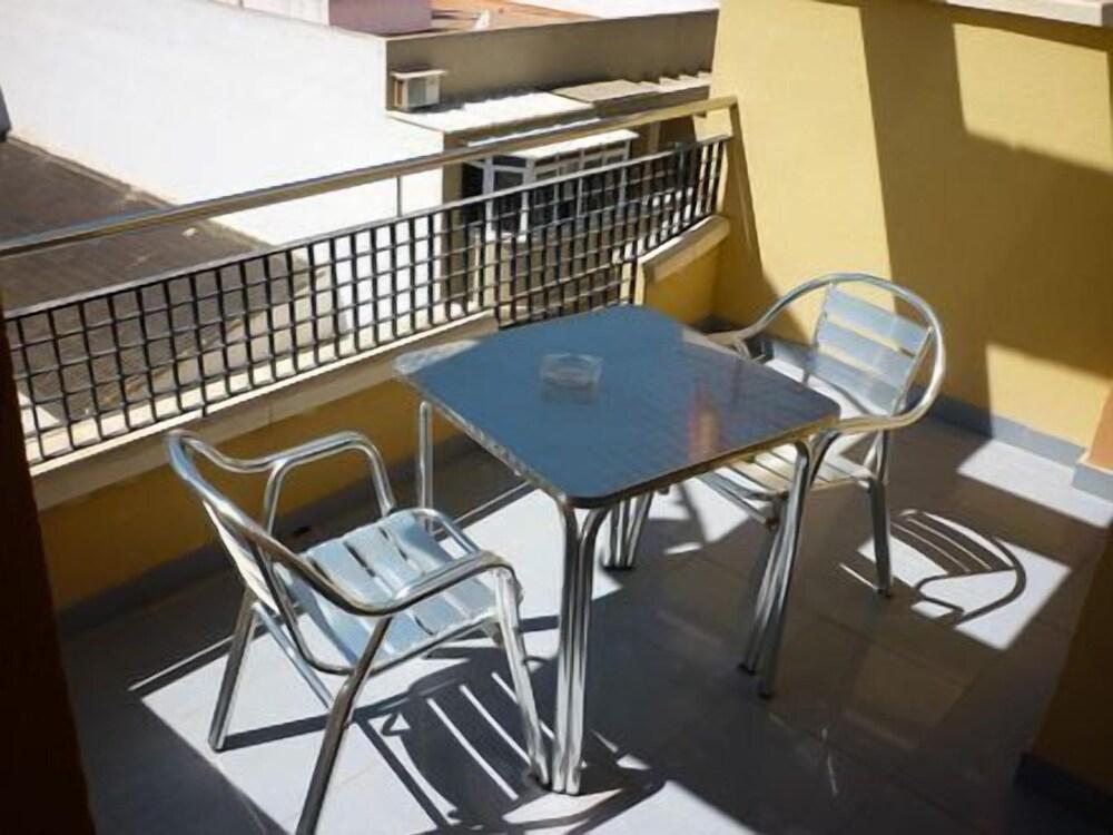 Hotel Tuto Torrevieja Kültér fotó
